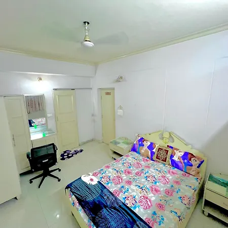 Park Royal Enclave Hotel